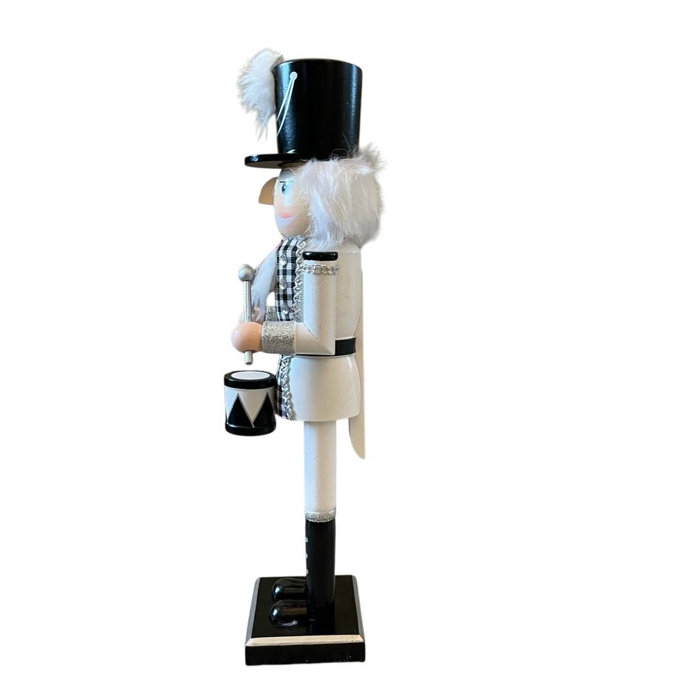 (2) Christmas Nutcracker Drummer Soldiers 14in Wood Black & White Checkered New - Picture 6 of 15